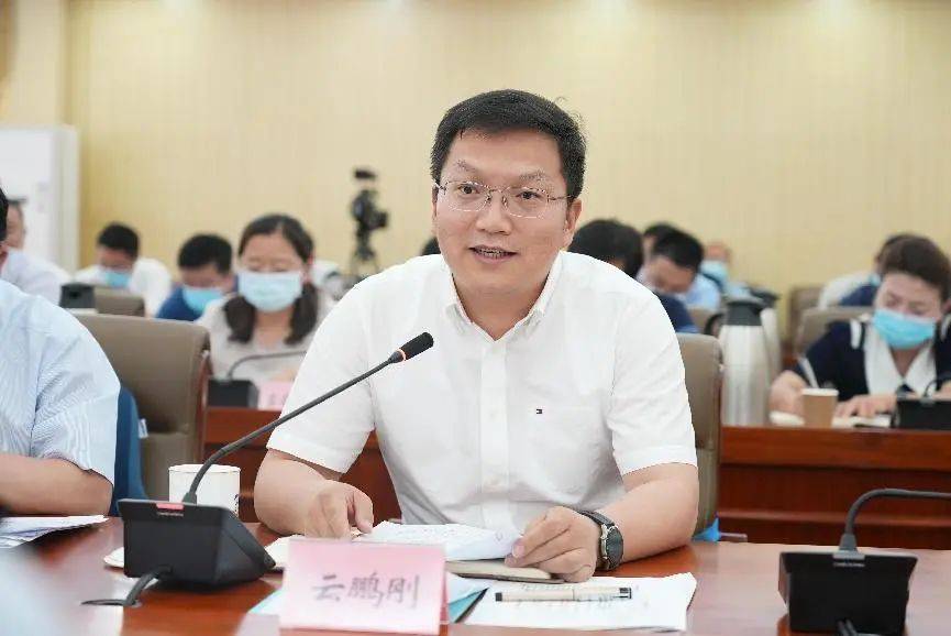 巴彦淖尔市委副书记云鹏刚调任内蒙古能源集团总经理