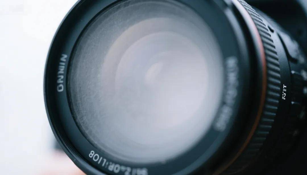 为啥说白内障是个“狠角色”？看完这篇你就知道它有多可怕……