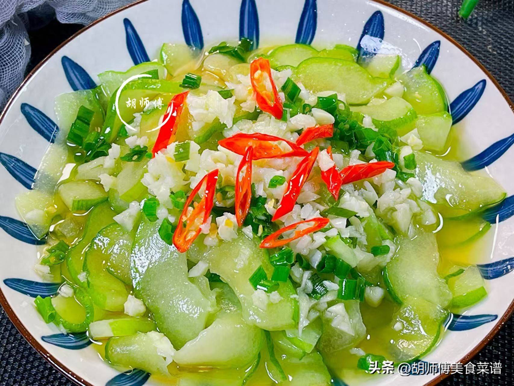 “8月吃一瓜，中药不用抓”！立秋前后多吃，清热降燥，通便排毒