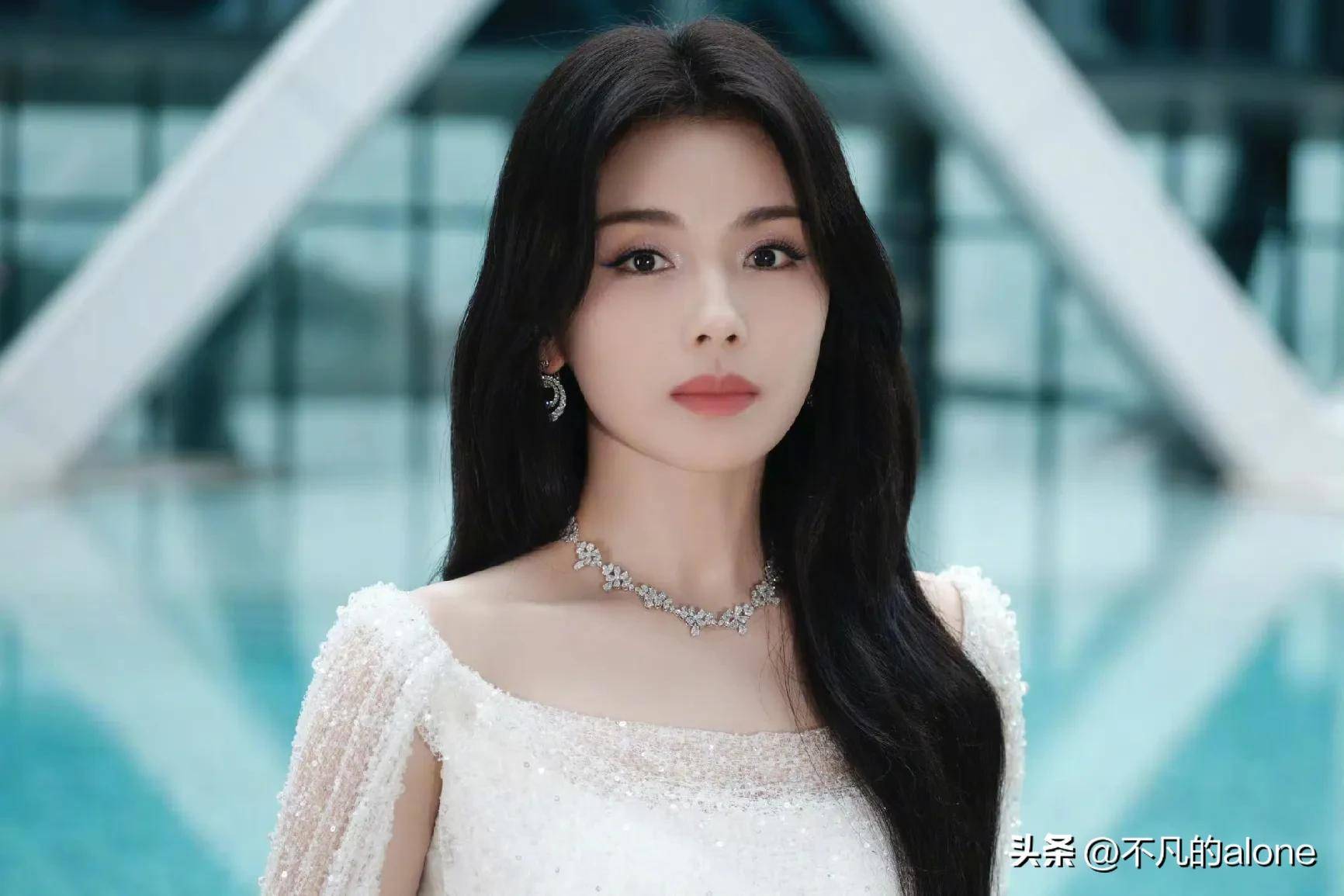 原创            综艺《海角88号》开录，常驻嘉宾3位，刘涛当店长，苏醒火热加盟