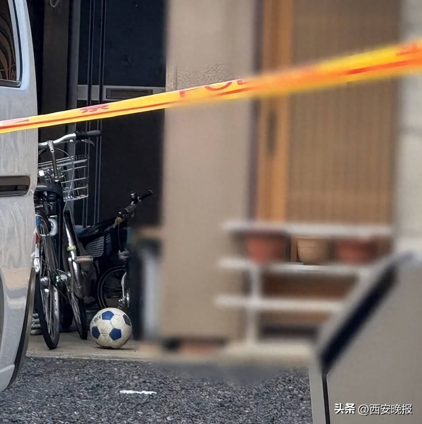 日本15岁少年连捅精神科医生父亲数十刀，致其死亡，出去玩了一天后自首