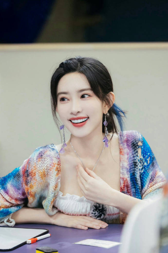 原创            孟子义综艺感爆棚的秘密：为什么网友一边吐槽一边真香？