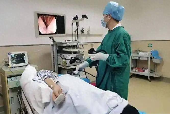 每年数万人因胰腺炎而死！医生苦劝：天热宁可喝凉水，也别吃3物