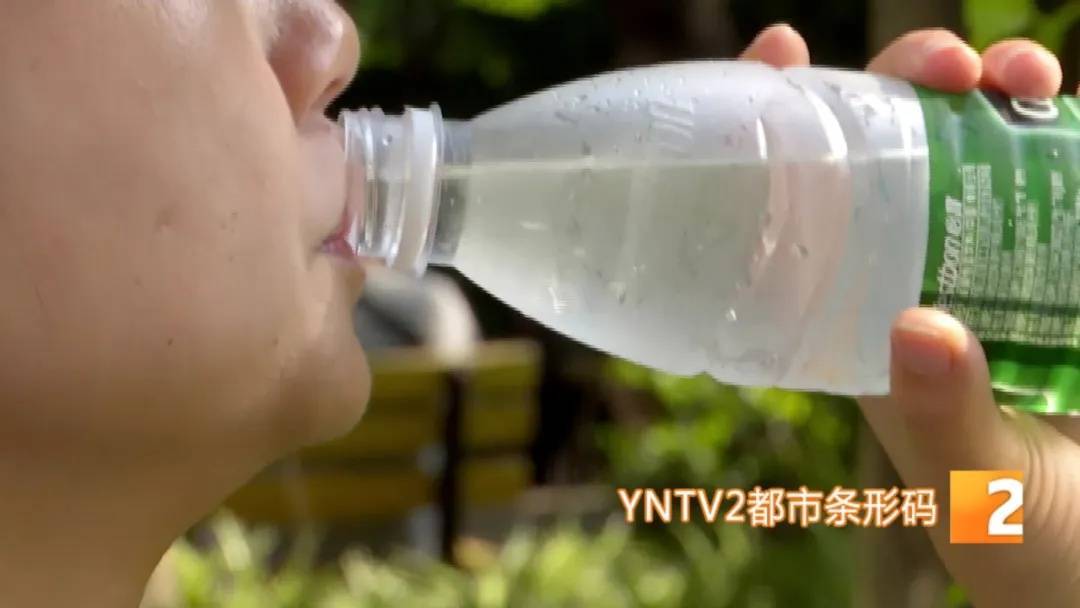 男孩打篮球后喝冰饮猝死！医生紧急提醒