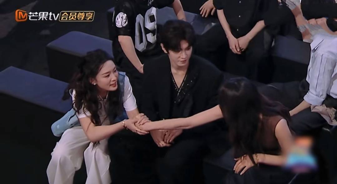 宋茜李沁《你好星期六》同框：花少“渡劫派”与“度假派”的奇妙碰撞