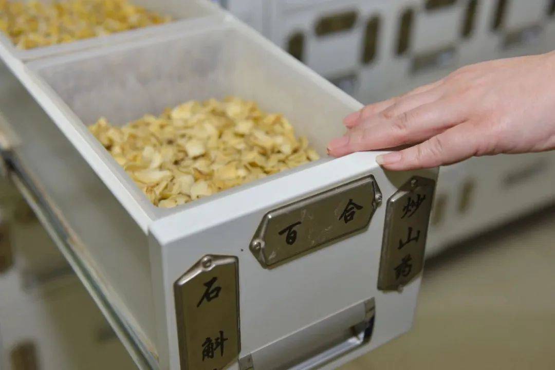 处暑｜暑气尽，凉风起，由热转凉的关键节气，养生务必要注意这4点→