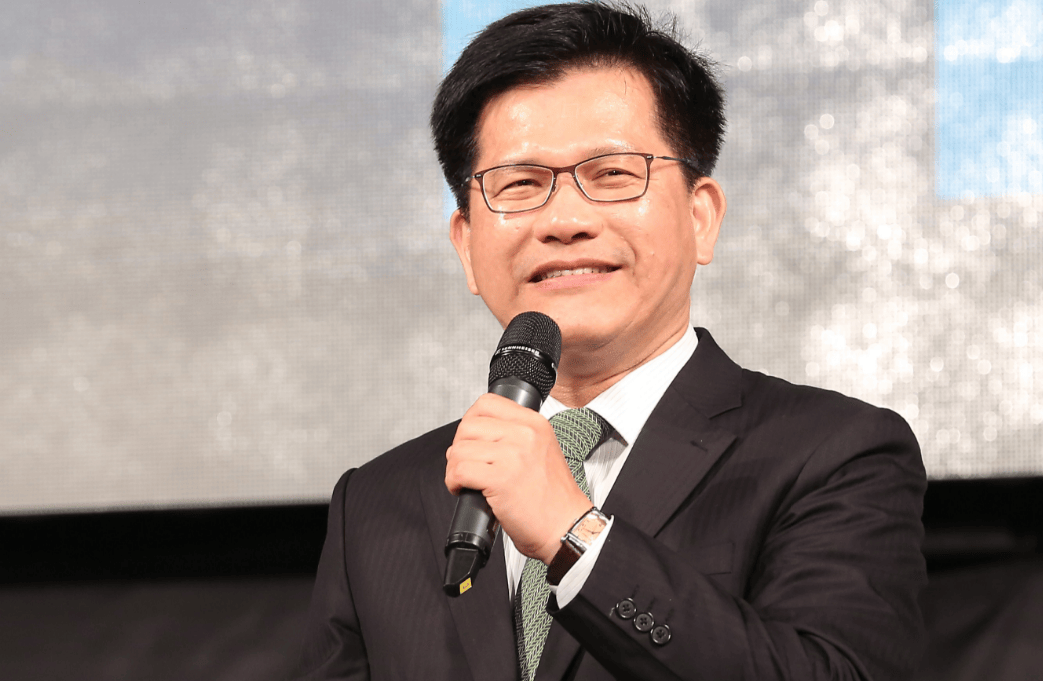 菲律宾找死，纵容“台外长”窜访，只待令下，中方将拆除菲坐滩船