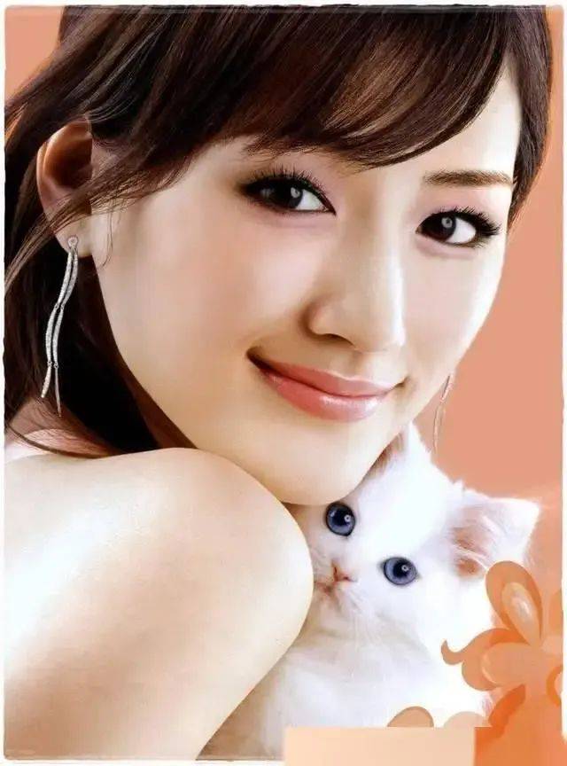 “奶遥”绫濑遥靓丽写真超美！雪肤娇嫩丰满身材性感火辣