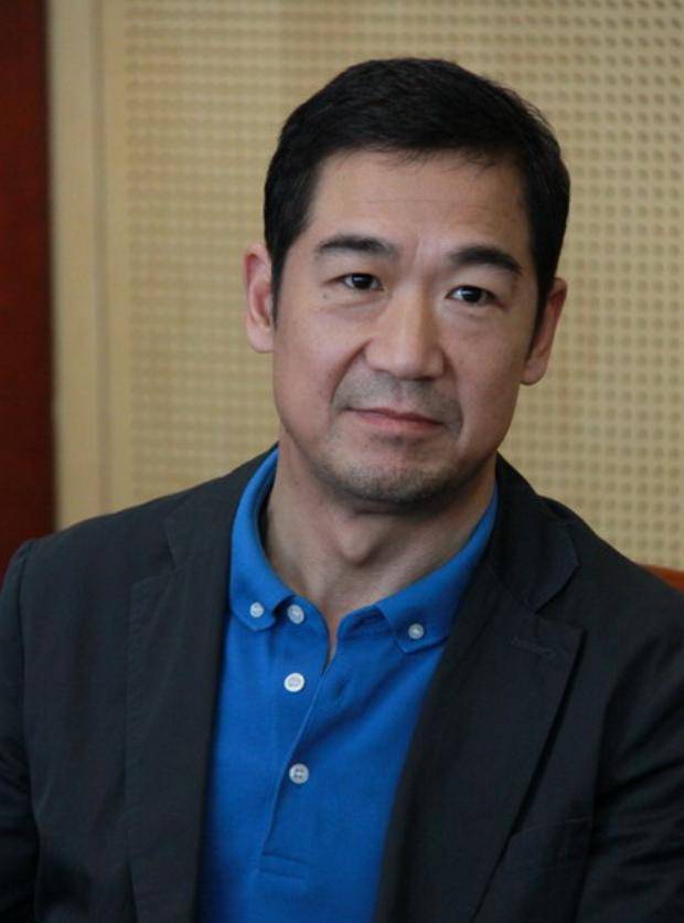 原创            袁立发文曝章子怡上综艺片酬几千万！张国立为钱配合浙江卫视背刺