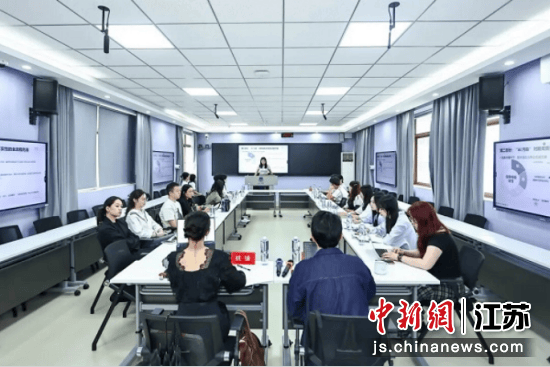 2025年江苏省研究生学术创新论坛在南京艺术学院举行