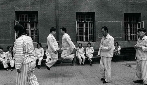 精神分裂症会遗传吗？精神分裂症复发会越来越严重吗？