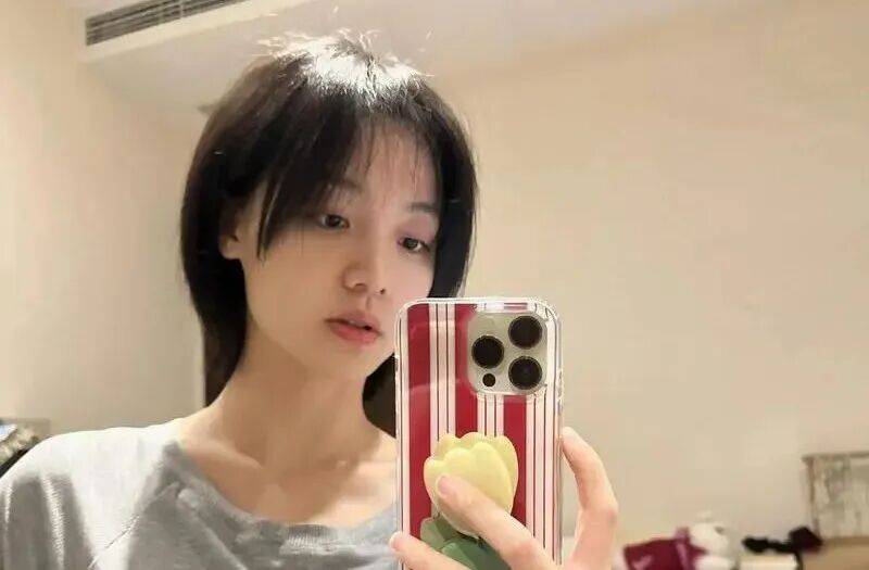 【2025.9.2】张晚意感情状况如何？可以说说王影璐？姜之南的业内评价？张彬彬不拍戏的时候做什么？张萌探班曾舜晞？