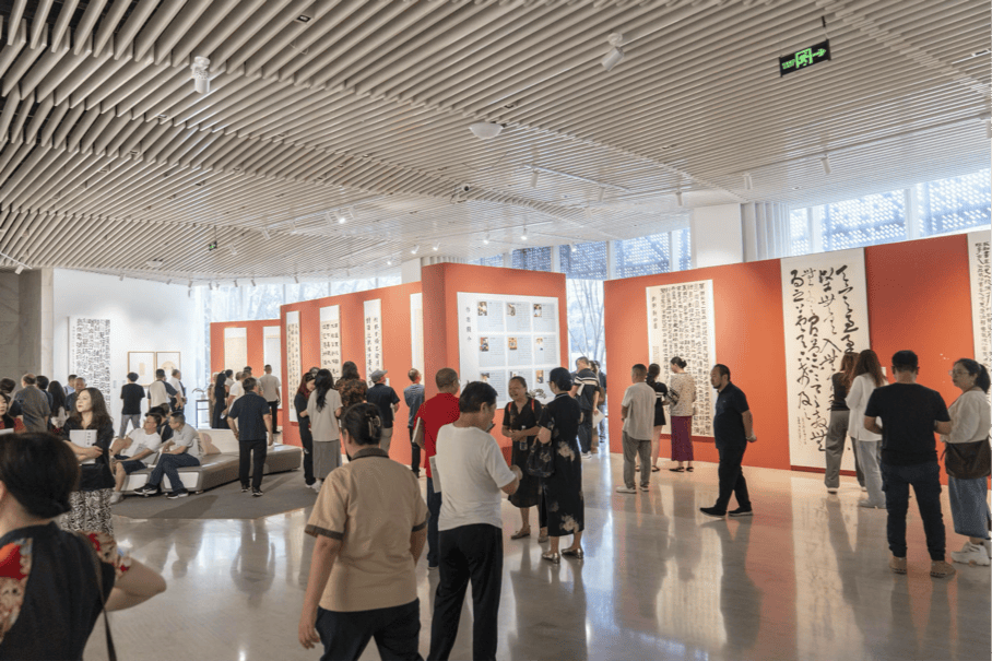 古韵新声 重庆中青年书法家九人作品展览开幕