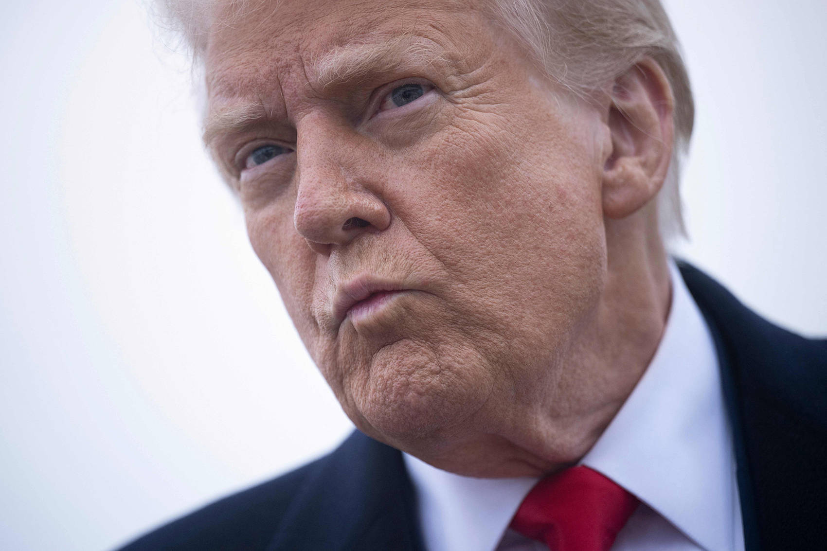 10%，25%，100%，特朗普宣布新关税！