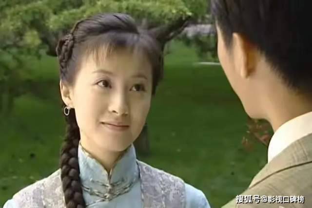 原创            49岁可云扮演者徐露现状曝光，和导演老公同游云南，两鬓有白发