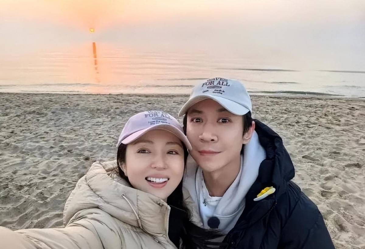 原创            董璇回应争议致谢，嫁小9岁张维伊风波不断，梁静茹“给勇气”？