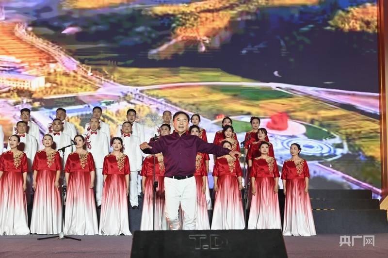 歌声绕黄河 同心聚中卫 第二届沿黄九省（区）农民合唱展演暨农民艺术周盛大启幕