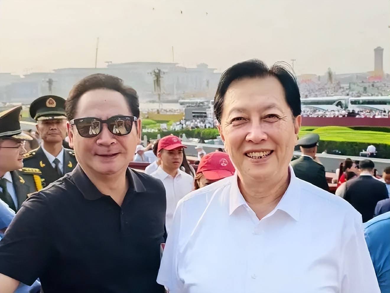 原创            93阅兵刚结束，恶心的一幕还是发生了！王雷无辜，唐国强最冤