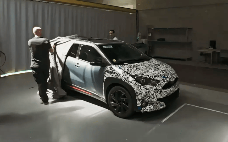 新款丰田Aygo X骡车谍照曝光！预计有望年内正式发布