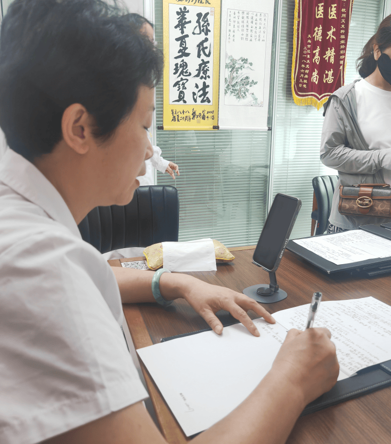 肠癌术后5年复发率高达60%！不能仅凭西医“一条腿”走路