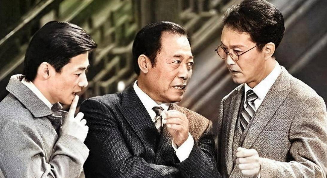 给《潜伏》演员演技排座次：陆桥山最后，谢若林第四，余则成第二