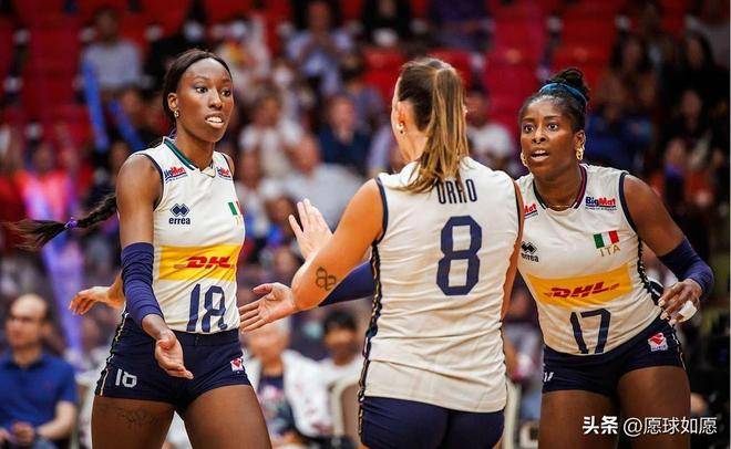 原创            中国女排遭逆袭，世界第三险胜给出4大警示，决战世界第一对手。