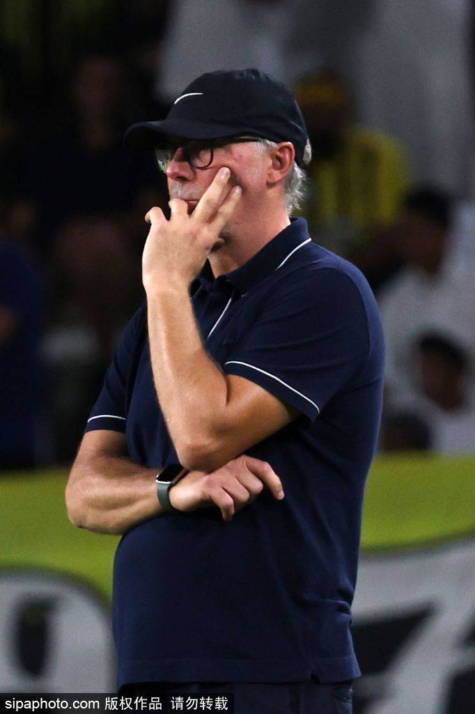 徐正源的换人决策：为何在关键时刻选择了五名首发球员？