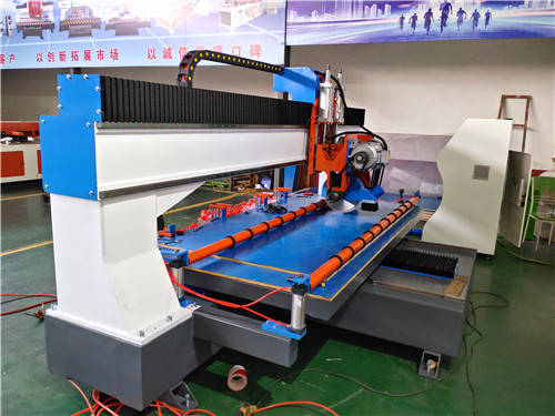 纵横裁板锯 木工裁板锯：一体化裁切，打通板材加工全流程