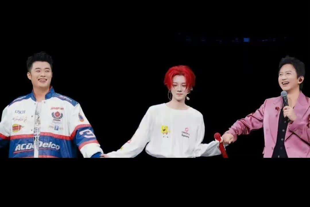 原创            邓超陈赫鹿晗合体唱WUHA，李晨现身引发回忆杀！