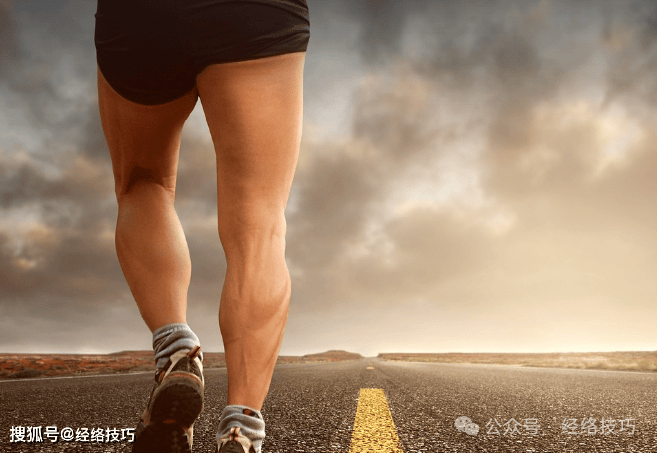 原创            5个加速膝盖损伤的动作，你可能每天都在做