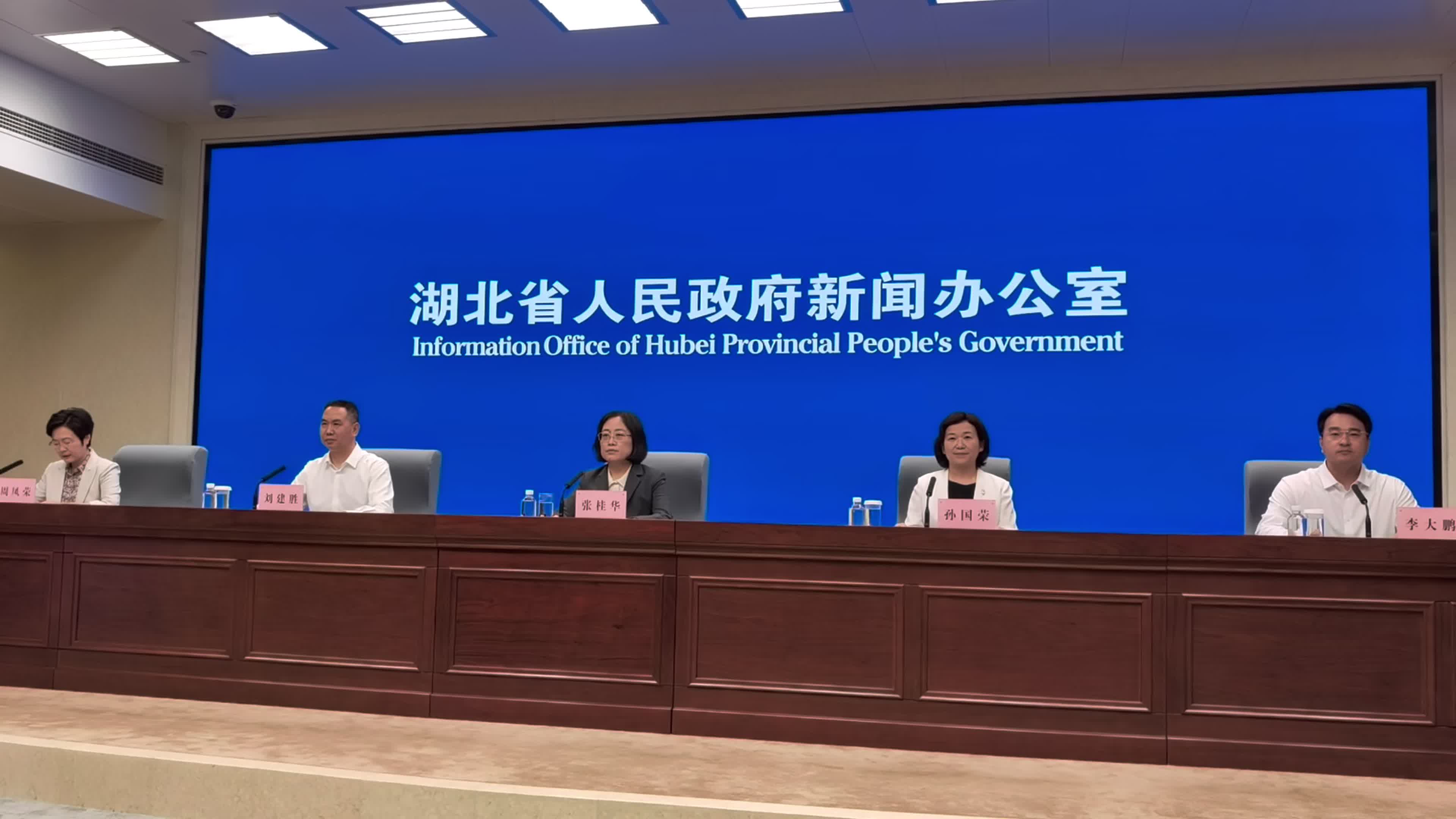 湖北发布｜湖北入统企业年均收购粮食260亿斤 地方储备粮实现准低温仓全覆盖