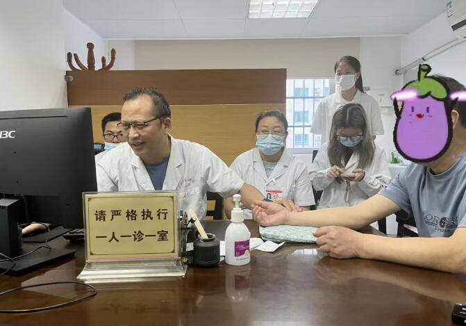 万晓刚中医：糖友睡觉时有没有这 7 个表现，是血糖偏高的信号，必须重视起来