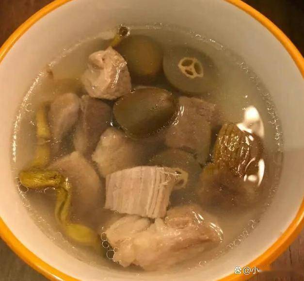 原创            今日秋分，该吃它了！嗓子舒服，肠胃好