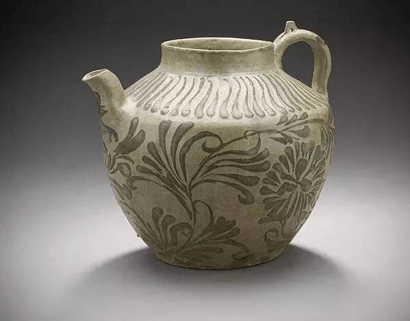 一器藏千年：瓷器收藏，不止是爱好更是传承