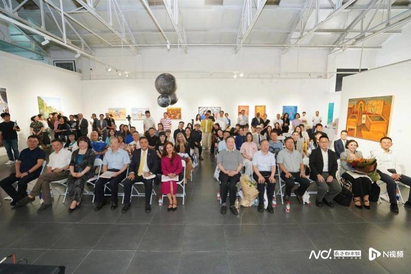 “海洋文化国际艺术交流展”在北京798艺术区开幕