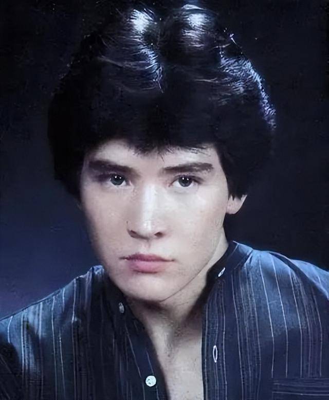 原创            64岁的费翔，终于后悔当年不婚不育的选择：羡慕他人儿孙环绕