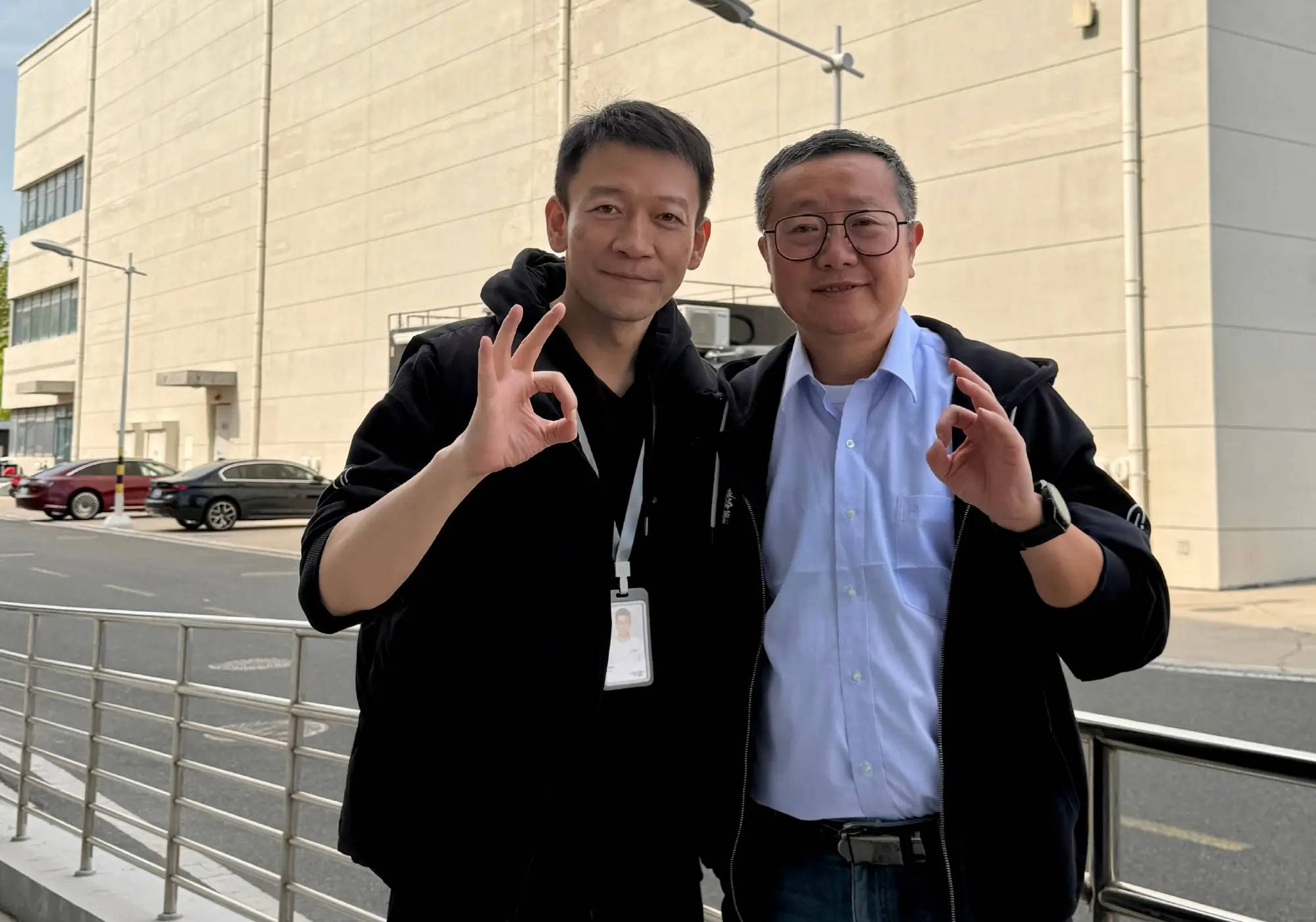 导演郭帆透露九三阅兵当天内心写照！《流浪地球》官方账号催他改剧本