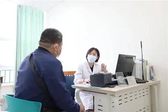 茶是血糖的“毒药”？糖尿病不能喝茶？医生：这5物确实不要贪嘴
