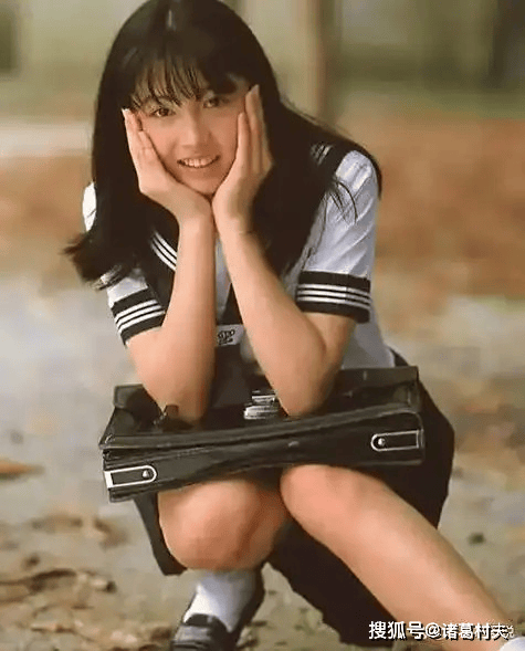 三津谷叶子写真赏，这谁顶得住！