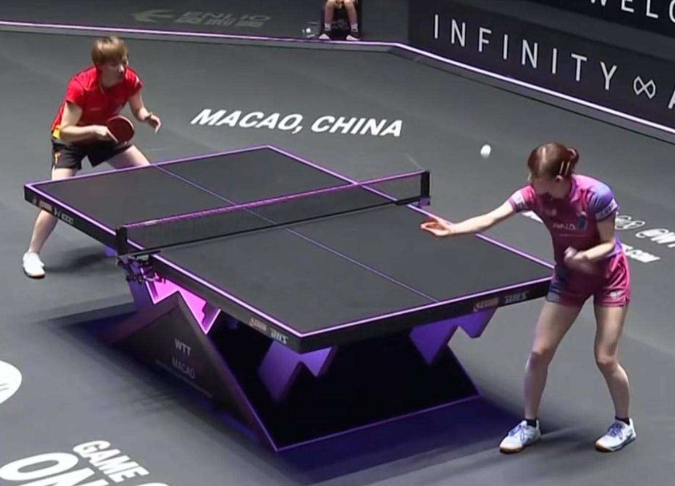 原创            王曼昱关键球擦边冷静！澳门赛五盘击败早田，为蒯曼分担抗日重任