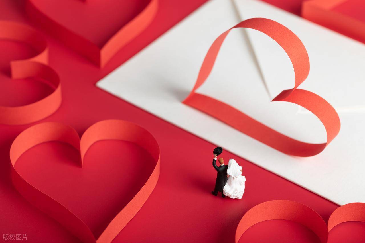 原创            男人出轨的根本原因：贪婪！他既想要妻子的安稳，又想要第三者的刺激。