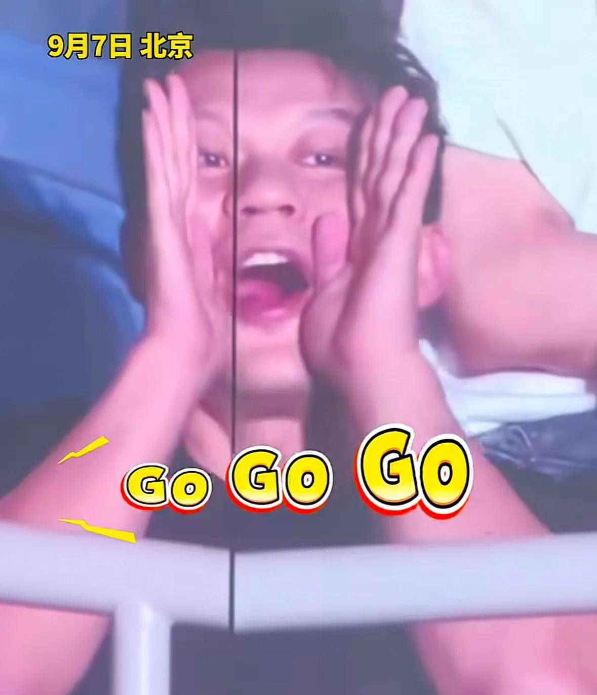 原创            跑男罕见合体，李晨发四人聚餐照，邓超状态疲惫，陈赫打扮好精致