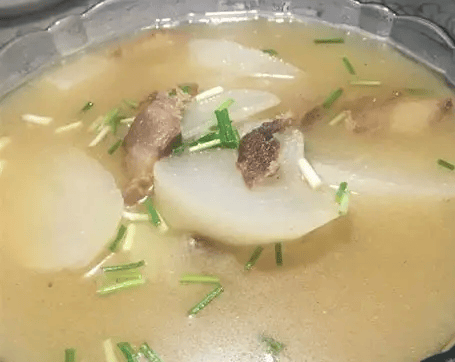 秋燥来袭别硬扛！中老年吃对“2菜2汤”，润肺养胃安稳过秋