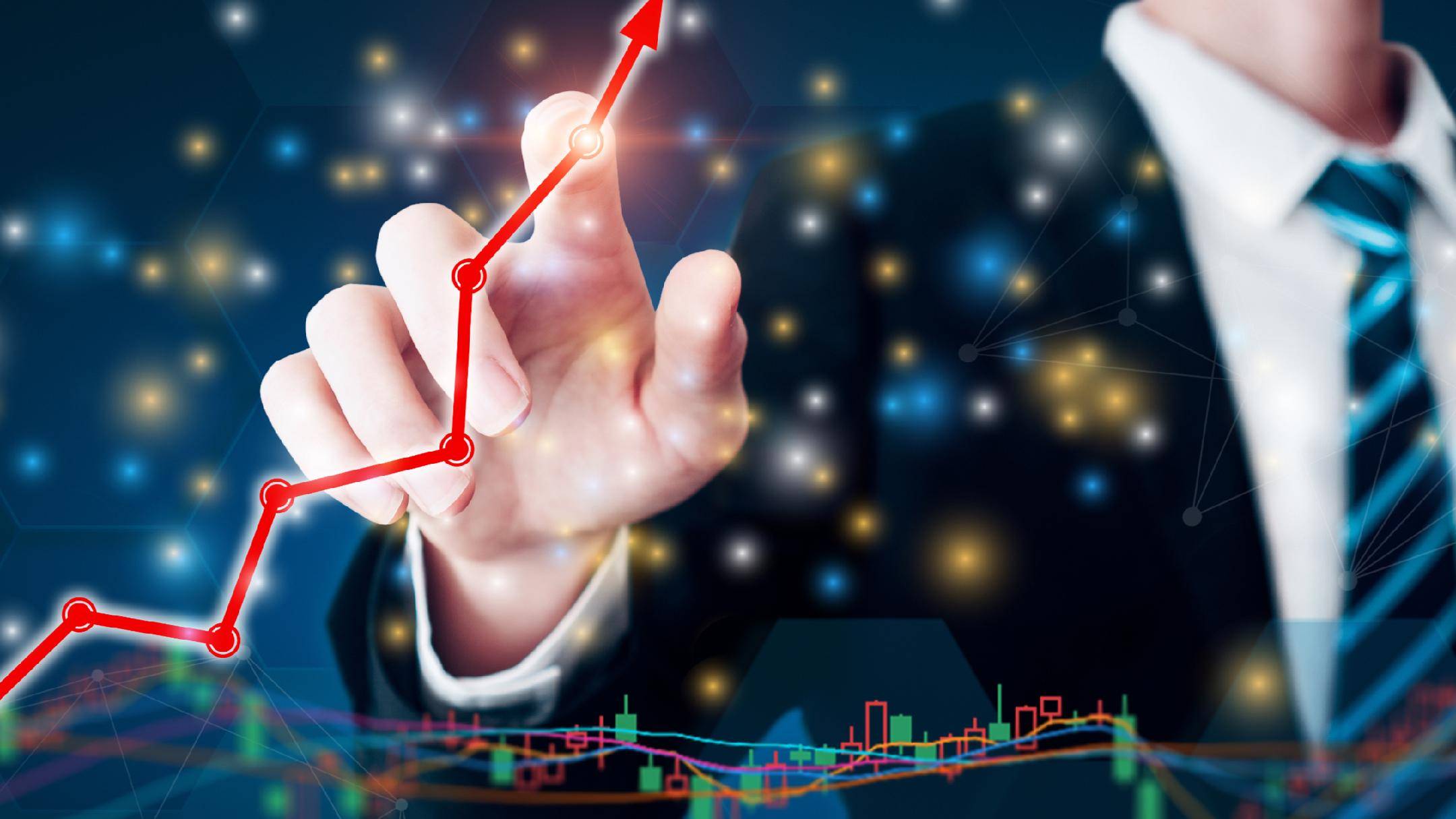 股市起伏中的投资者：“千万富婆”亏得没食欲 “房爷”卖房建仓底气足