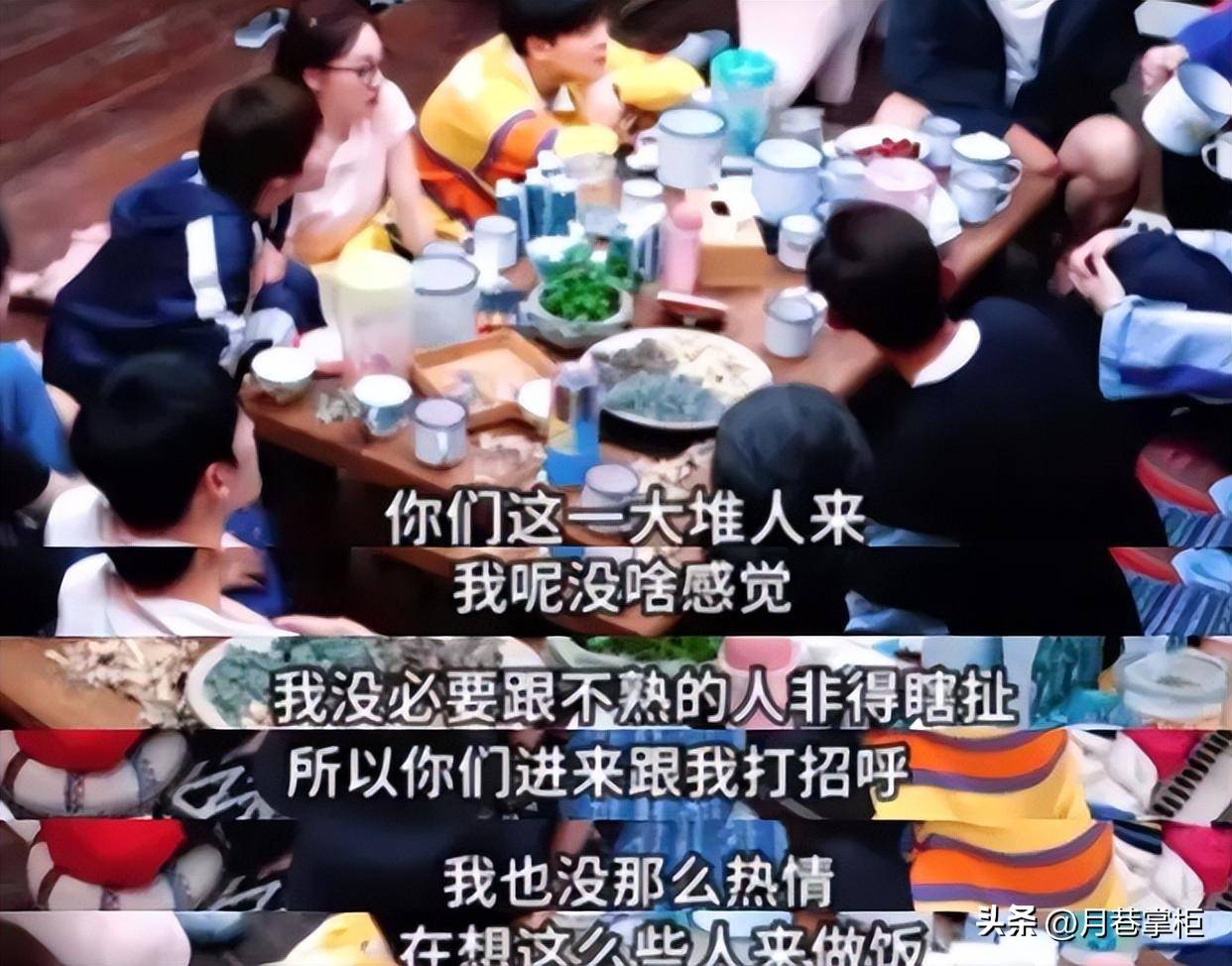 原创            何炅以自身入局，在节目上捧杀黄磊八年，现在52岁黄磊却无戏可拍