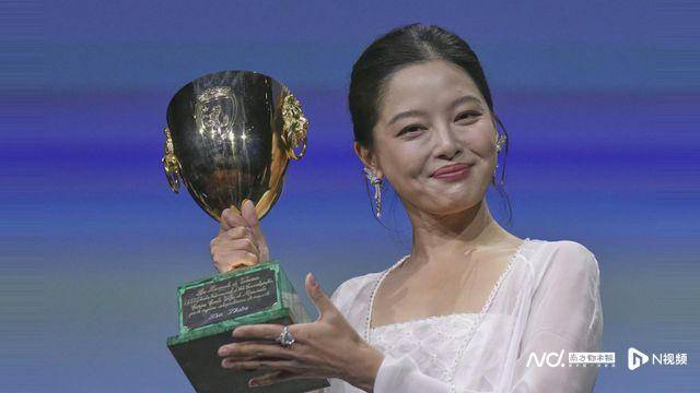辛芷蕾获威尼斯电影节最佳女演员奖！梁朝伟新作获费比西奖！