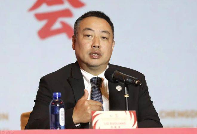 原创            疑被弃用？国乒负责人竞争激烈，马琳态度成为关键，王励勤压力大