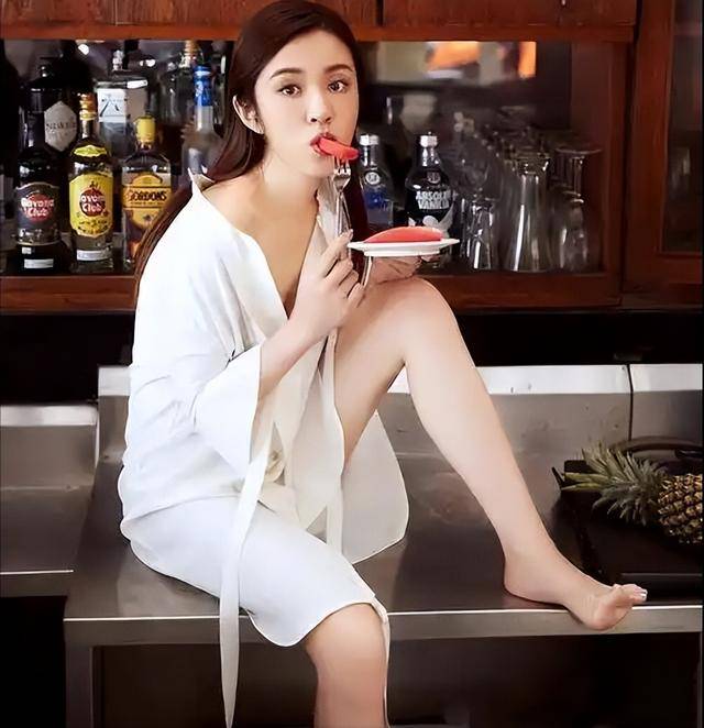 原创            牡丹花下死！绯闻不断还拒不承认的王晓晨，远没有想象的那么单纯