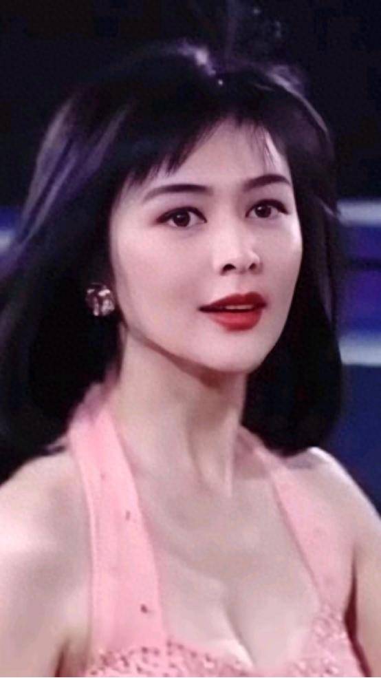 香港第一美女曾遭假富豪骗婚?男方全部家当只有一辆车、一块手表