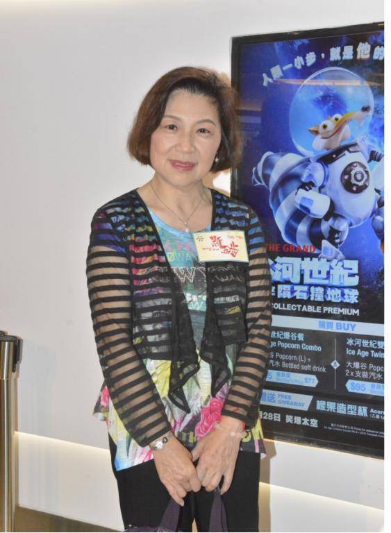 香港老戏骨为患癌老公，花光全部积蓄，获两位影后借钱渡过难关